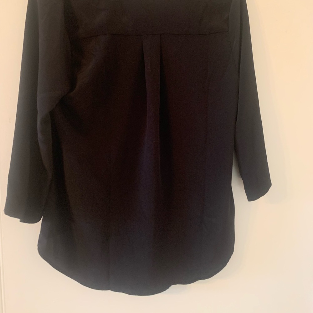 Black top/ %100 polyester - Picture 2 of 8